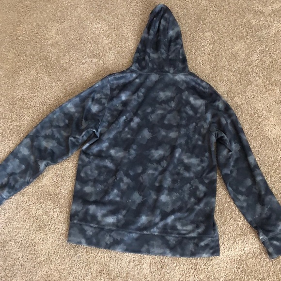 Under armor sweat shirt - Picture 3 of 3